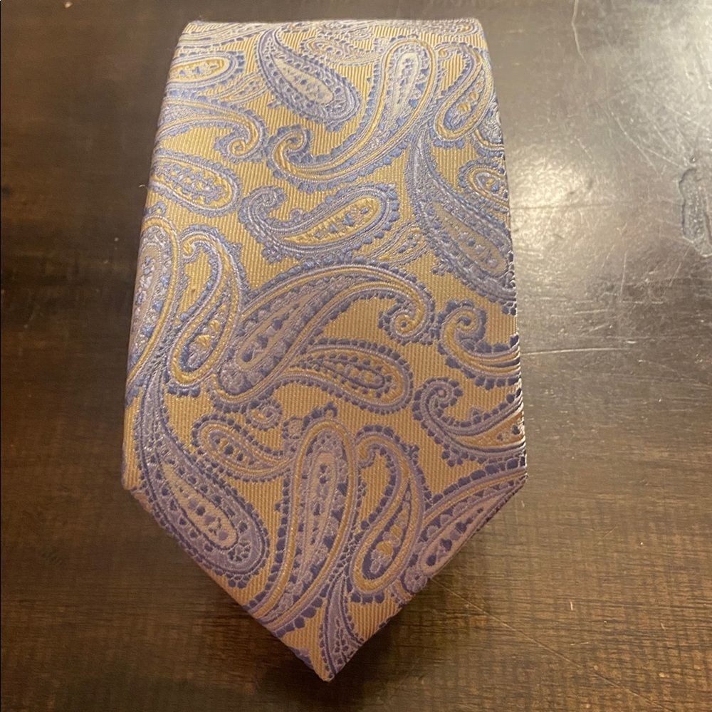 Pronto Uomo Paisley Tie in blue and yellow silk